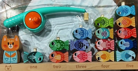 KITTEN FISHING