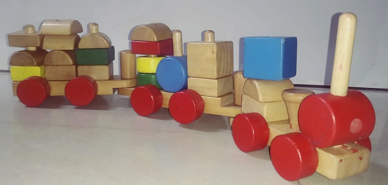 WOODEN TRAIN WITH SHAPES