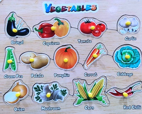 WOODEN VEGETABLES