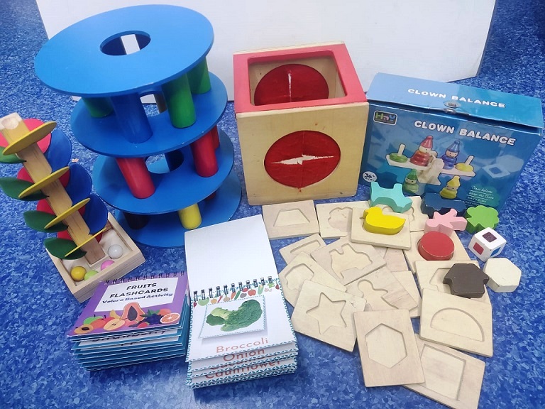 MONTESSORI TOY KIT 5