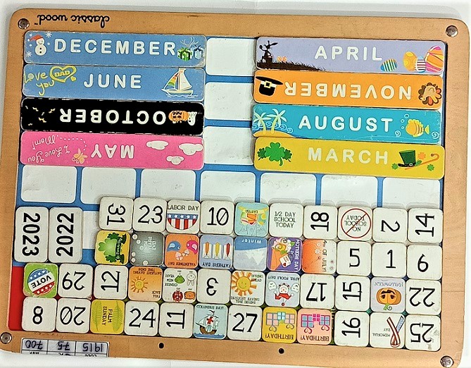 MONTHLY CALENDAR wooden
